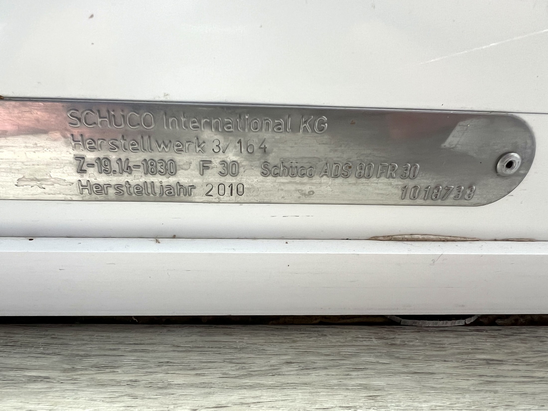 Typenschild einer Brandschutztür