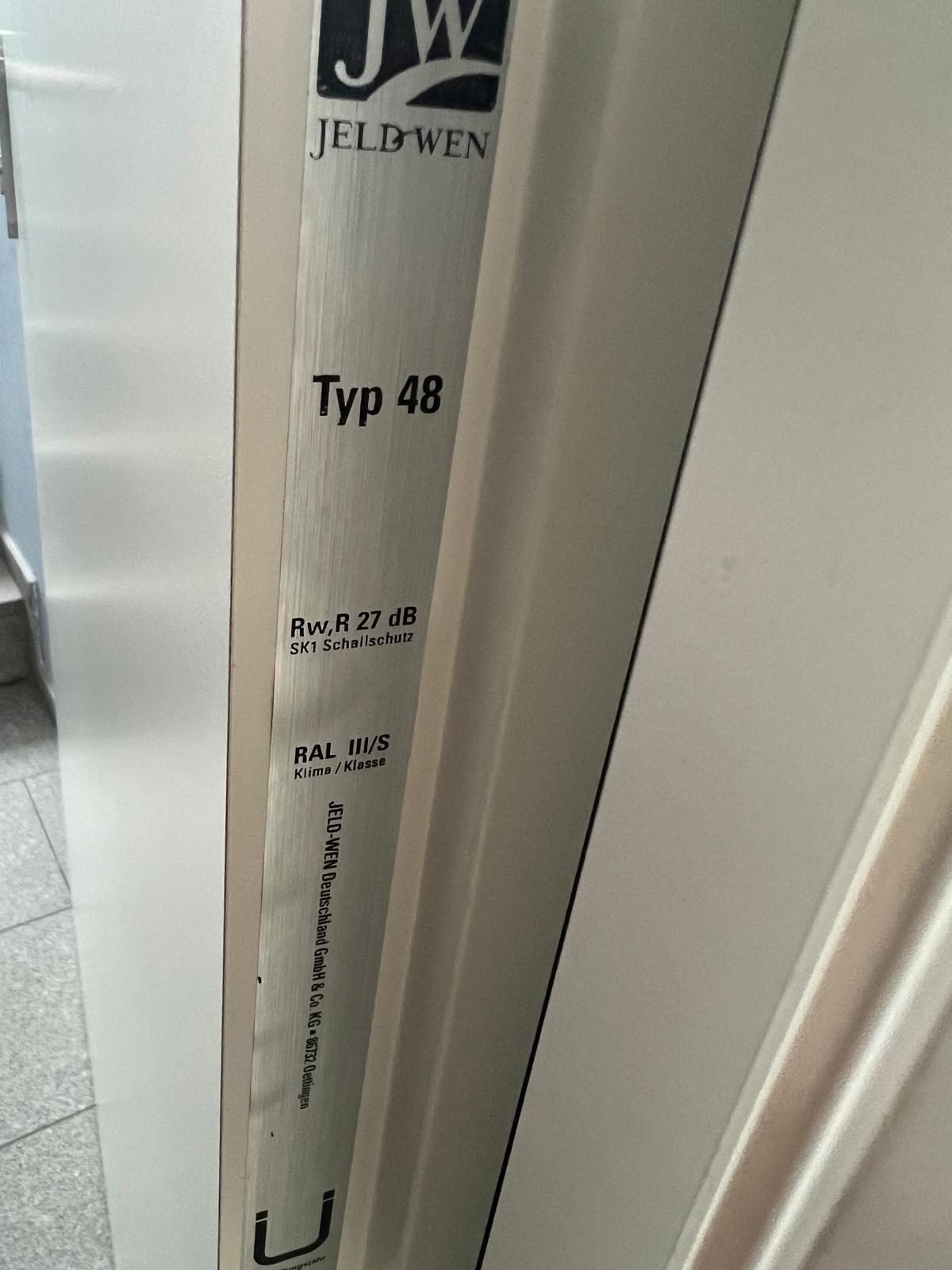 Detailaufnahme einer Brandschutztür
