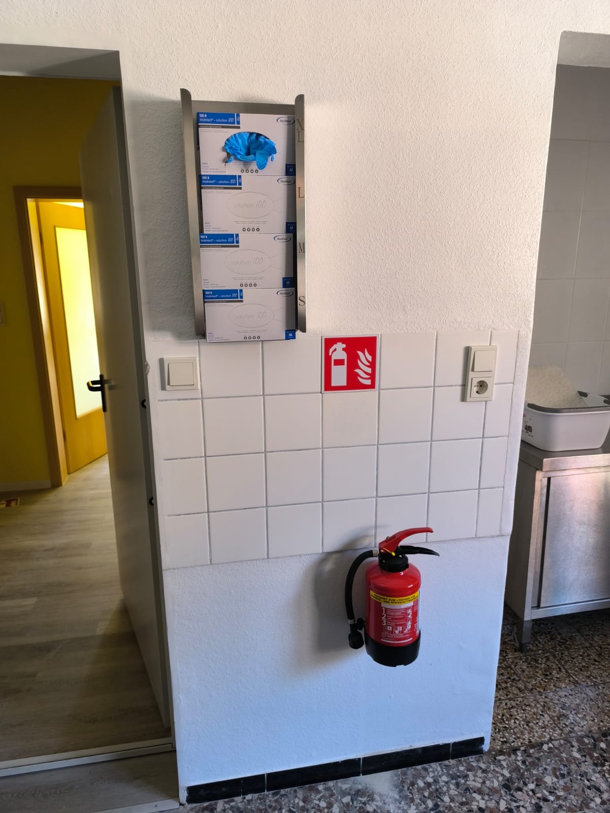 Feuerlöscherstandort in einer Tagespflege-Küche